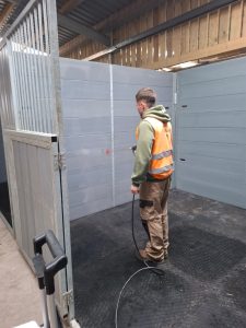 Woodhouse temporary stabling supporting equine influenza biosecurity and horse welfare